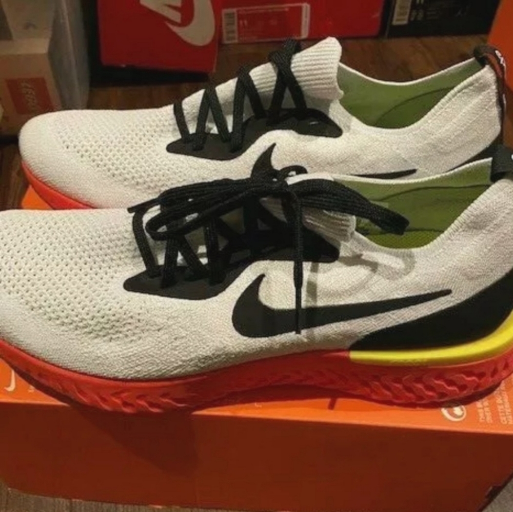 Men Size 13 Epic React Nike running shoes